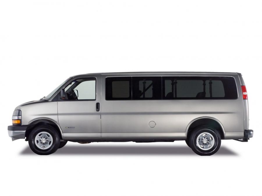  Chevrolet Express 2002 года  (фото 4 из 16)